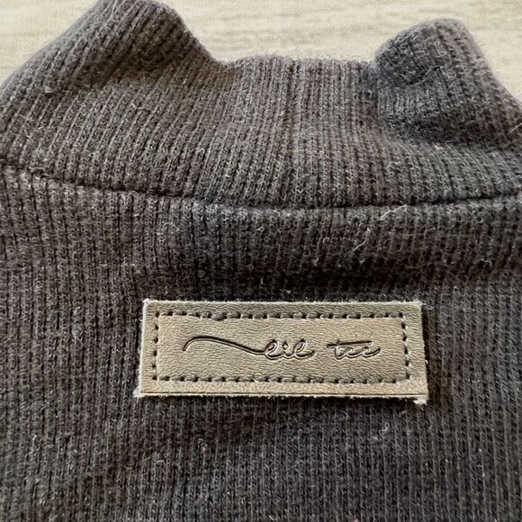 Lil Legs Bundle Of 2 Ribbed Mockneck Onesies - Picture 10 of 12